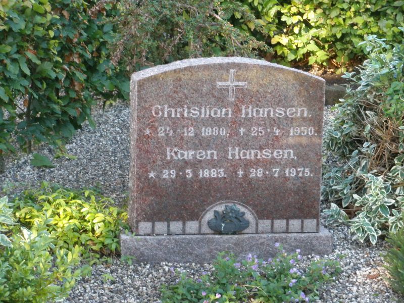Karen Hansen  .JPG